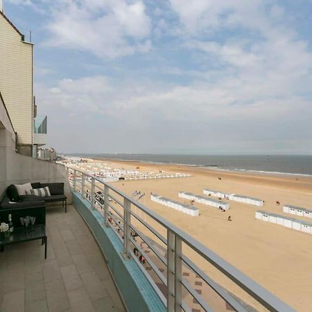 Huswell - Panoramic Seaview Apartment In 'T Zoute Knokke-Heist Exteriör bild
