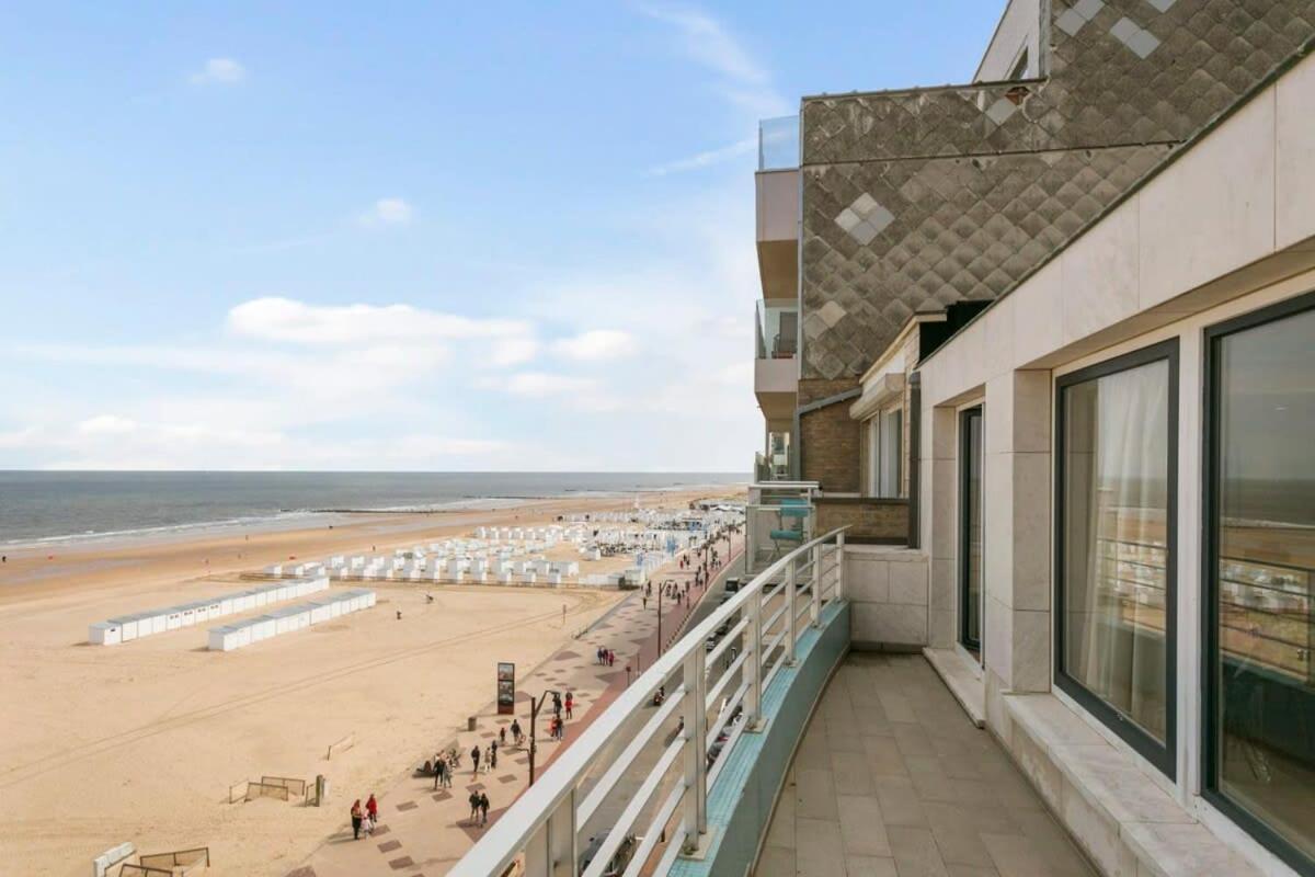 Huswell - Panoramic Seaview Apartment In 'T Zoute Knokke-Heist Exteriör bild
