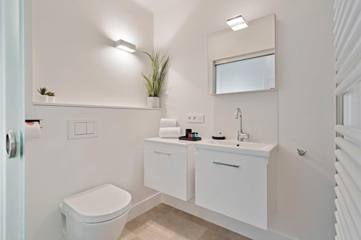 Huswell - Panoramic Seaview Apartment In 'T Zoute Knokke-Heist Exteriör bild