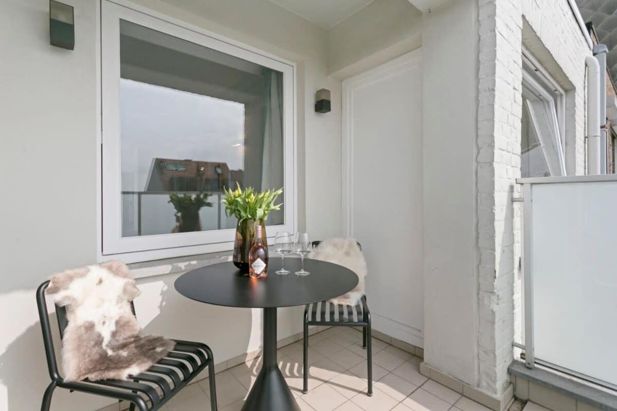 Huswell - Panoramic Seaview Apartment In 'T Zoute Knokke-Heist Exteriör bild