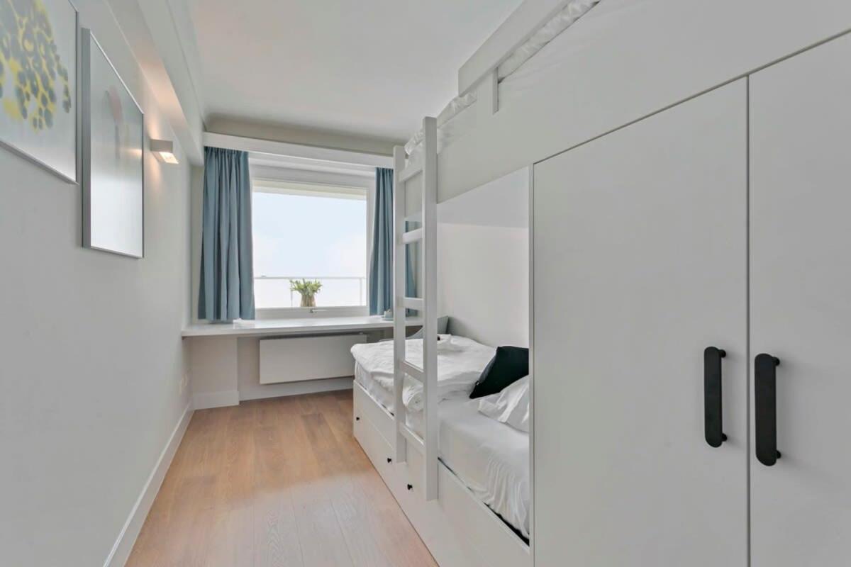 Huswell - Panoramic Seaview Apartment In 'T Zoute Knokke-Heist Exteriör bild