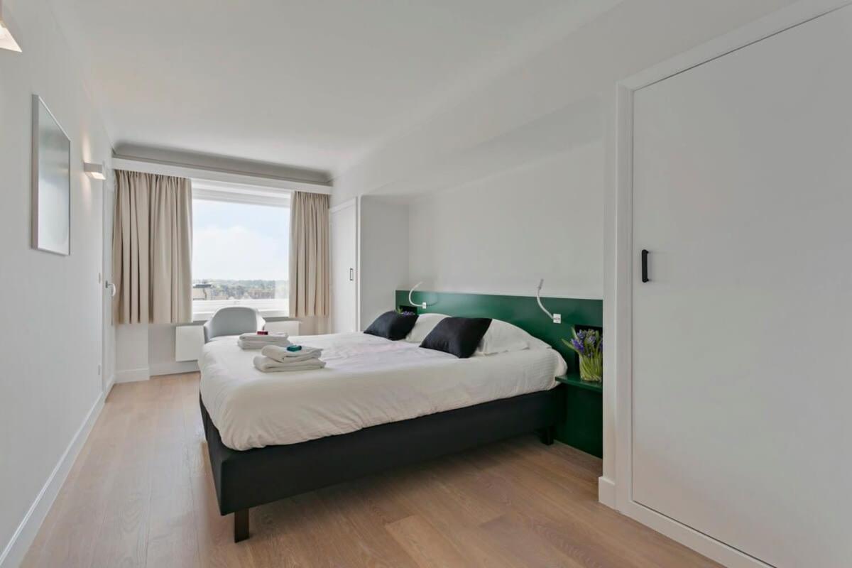 Huswell - Panoramic Seaview Apartment In 'T Zoute Knokke-Heist Exteriör bild