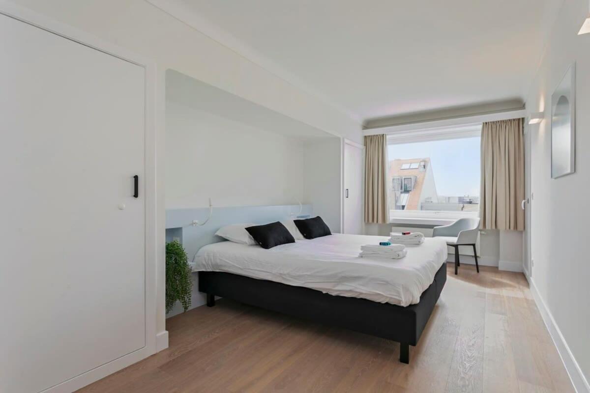 Huswell - Panoramic Seaview Apartment In 'T Zoute Knokke-Heist Exteriör bild
